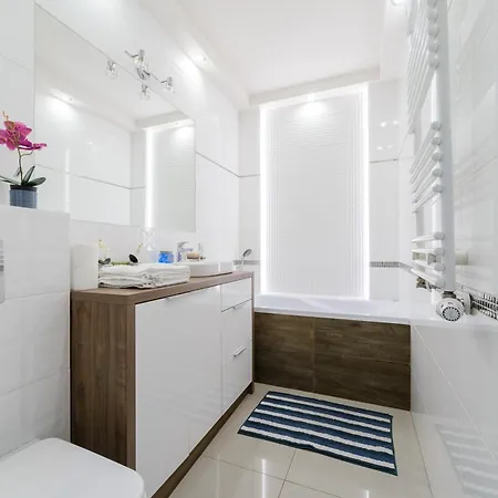Apartament Lumina With Parking Near Muzeum Powstania
