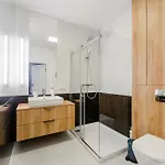 Apartment Lumina With Parking Near Muzeum Powstania