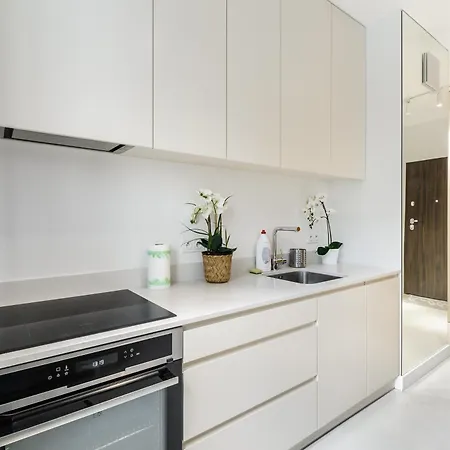 Apartment Lumina With Parking Near Muzeum Powstania *