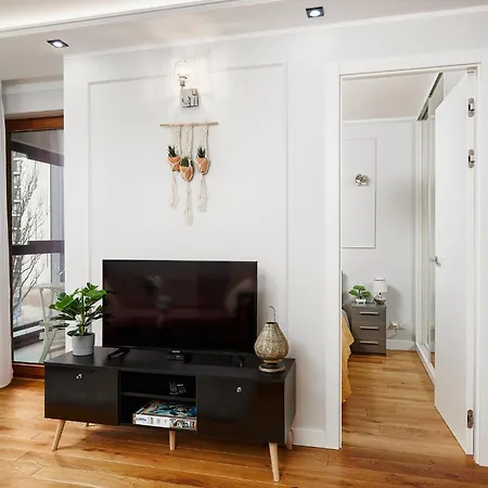 Apartament Lumina With Parking Near Muzeum Powstania *