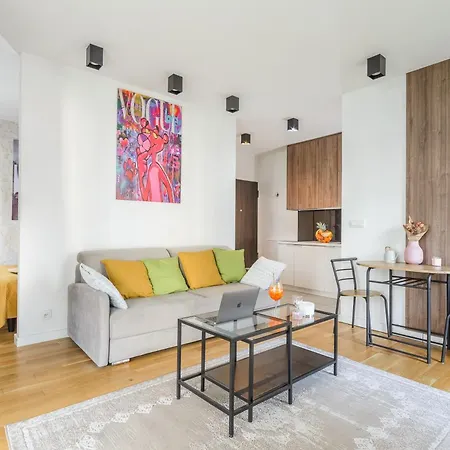 Lumina With Parking Near Muzeum Powstania Апартаменты *